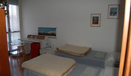 Twin Room with Shared Bathroom