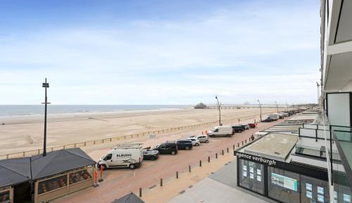 Two-Bedroom Apartment with Balcony and Sea View