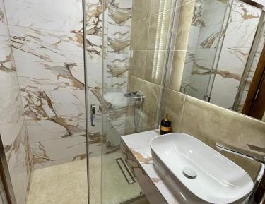 Apartment with Garden View