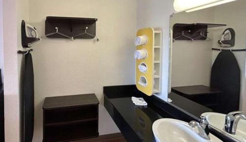 Queen Suite - Smoking