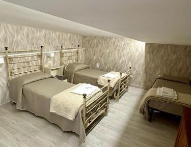 Family Room with Garden View