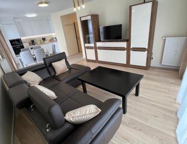 Two-Bedroom Deluxe Apartment with Balcony