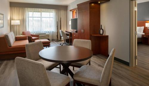 One-Bedroom King Suite with Sofa Bed