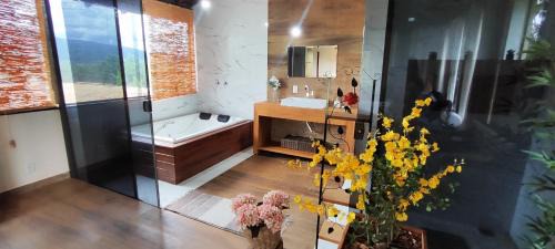 Deluxe Suite with Spa Bath