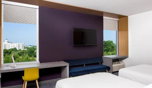 Aloft, Guest room, 2 Queen