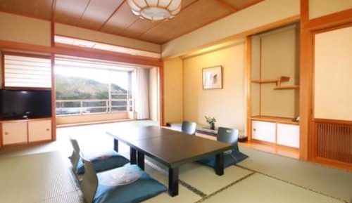 Japanese-Style Room