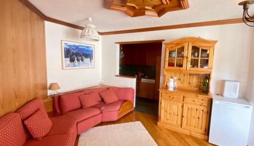 Two-Bedroom Apartment with Lake View