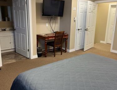 Deluxe Family Suite