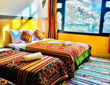Family Room with Mountain View