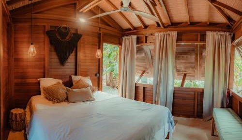 Deluxe Bungalow with Garden View