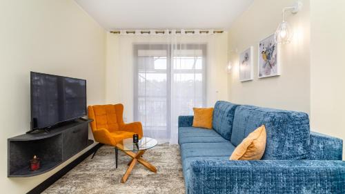 One-Bedroom Apartment with Sea View and Balcony