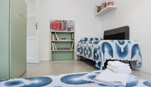 Triple Room with Shared Bathroom