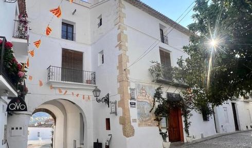 Two-Bedroom Apartment with Balcony