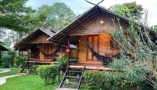 Bamboo cottage with air condition