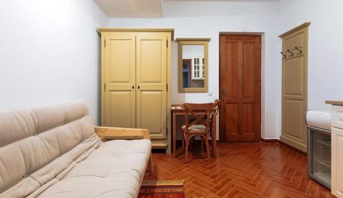 Deluxe Double Room with Extra Bed