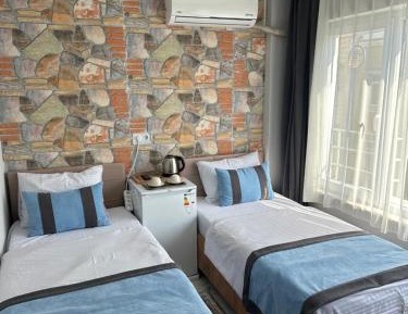 Deluxe Double or Twin Room with City View