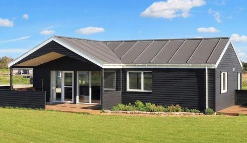 Four-Bedroom Holiday Home