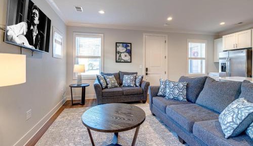 Three-Bedroom Holiday Home 