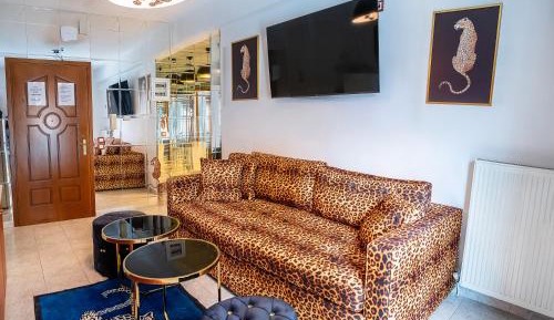 Two-Bedroom Deluxe Apartment