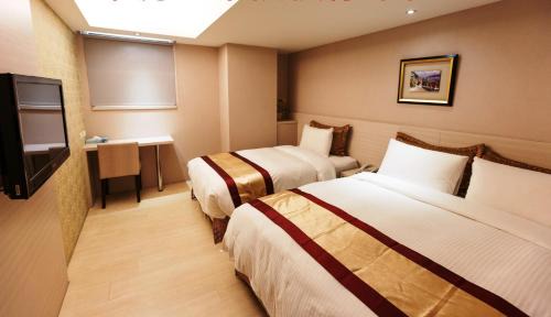 Triple Room with Parking