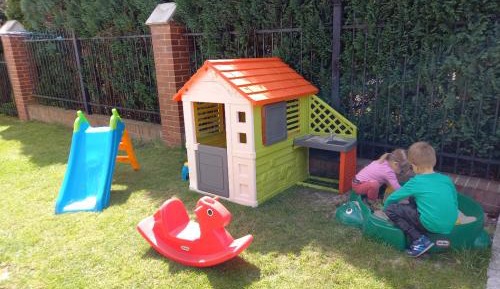 Standard Double Room with Shared Bathroom