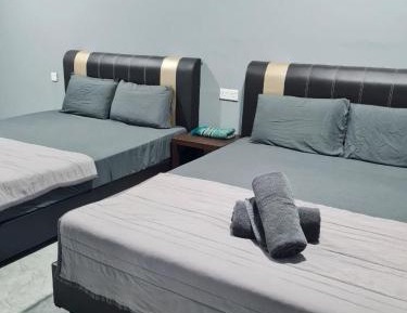 Family Room (No window)