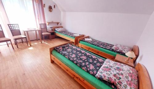 Triple Room with Private Bathroom