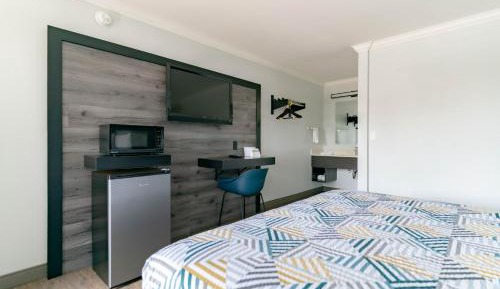 King Room - Non-Smoking