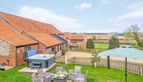 Six-Bedroom Holiday Home