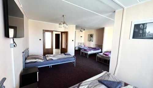 Apartment with Kitchen and Balcony (5 Adults)