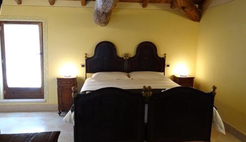 King Room with Spa Bath