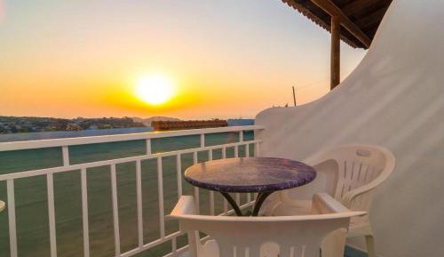 Deluxe Double Room with Balcony and Sea View