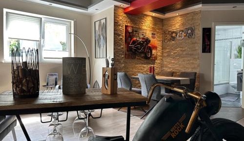 Superior One-Bedroom Apartment