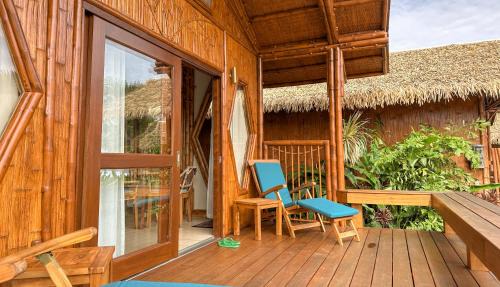 Deluxe Bungalow with Garden View
