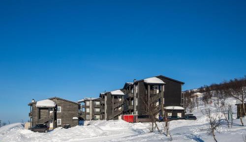 Three-Bedroom Premium Apartment