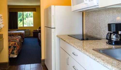 Double Room with Two Double Beds - Non-Smoking