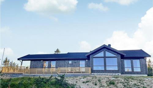 Four-Bedroom Holiday Home