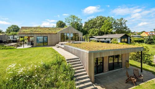 Four-Bedroom Holiday Home
