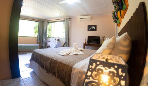 Suite with Mountain View