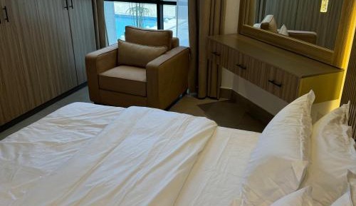 Superior One-Bedroom Apartment with Balcony