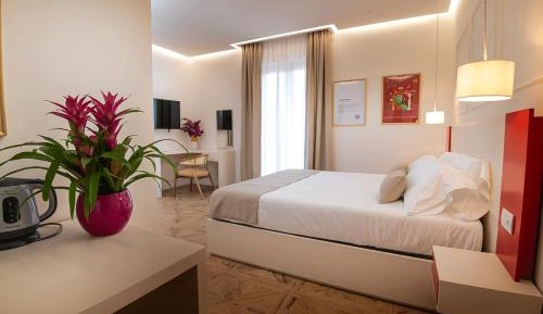 King Suite with Spa Bath