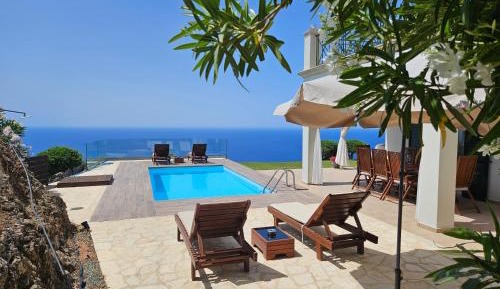 Villa with Sea View