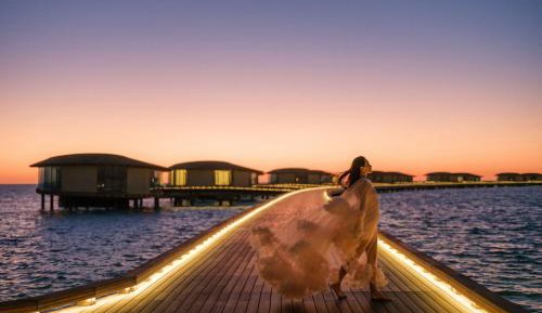 One-Bedroom Sunset Coral Villa with Overwater View