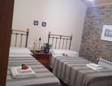 Twin Room with Shared Bathroom