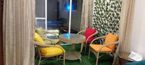 One-Bedroom Apartment with Garden