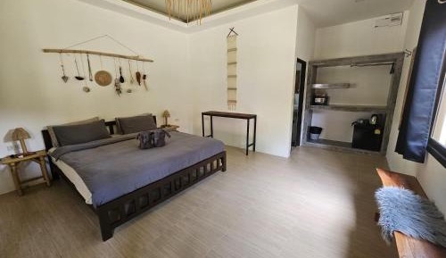 Deluxe Bungalow with Garden View