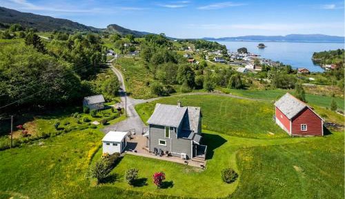 Five-Bedroom Holiday Home