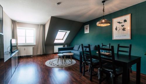 Large Two-Bedroom Apartment "Big Industrial"