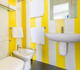 Economy Quadruple Room