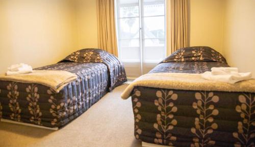 Twin Room with Shared Bathroom